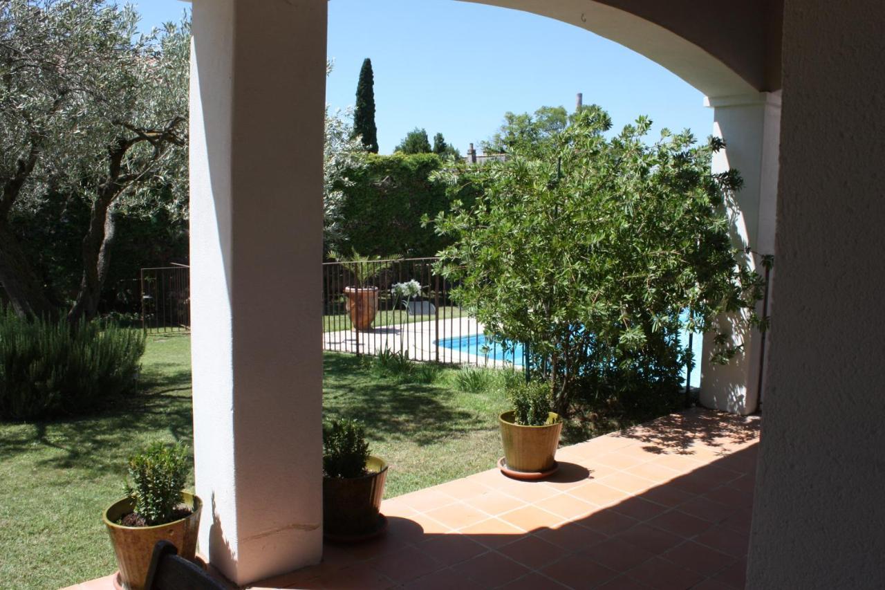 Aramon Les Chambres D'Hotes D'Eloise, Piscine Privee المظهر الخارجي الصورة